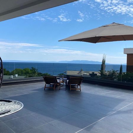 Sea View Deluxe Apartment Rijeka Bagian luar foto