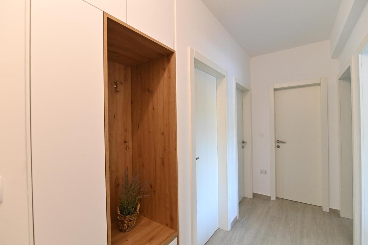 Sea View Deluxe Apartment Rijeka Bagian luar foto