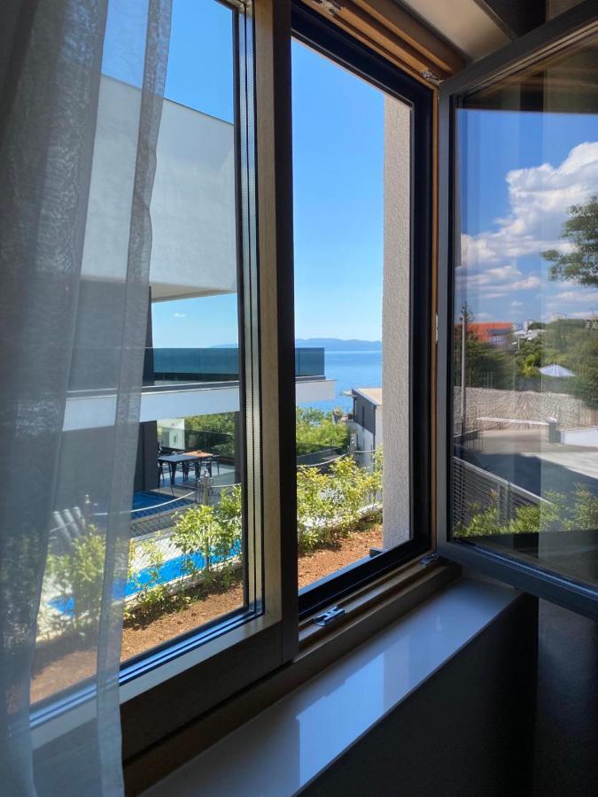 Sea View Deluxe Apartment Rijeka Bagian luar foto