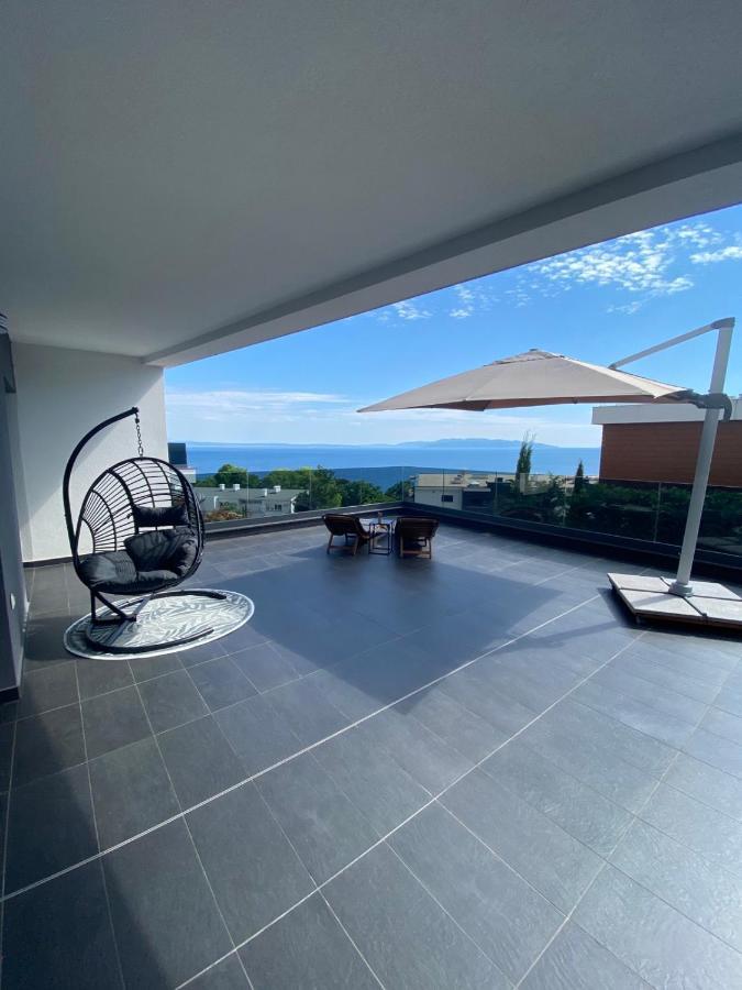 Sea View Deluxe Apartment Rijeka Bagian luar foto
